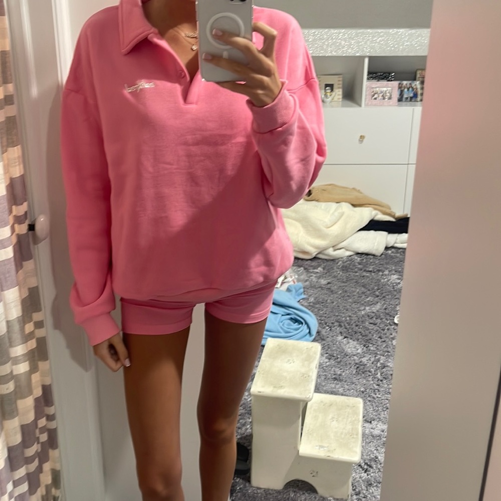 All you need sweatshirt and shorts